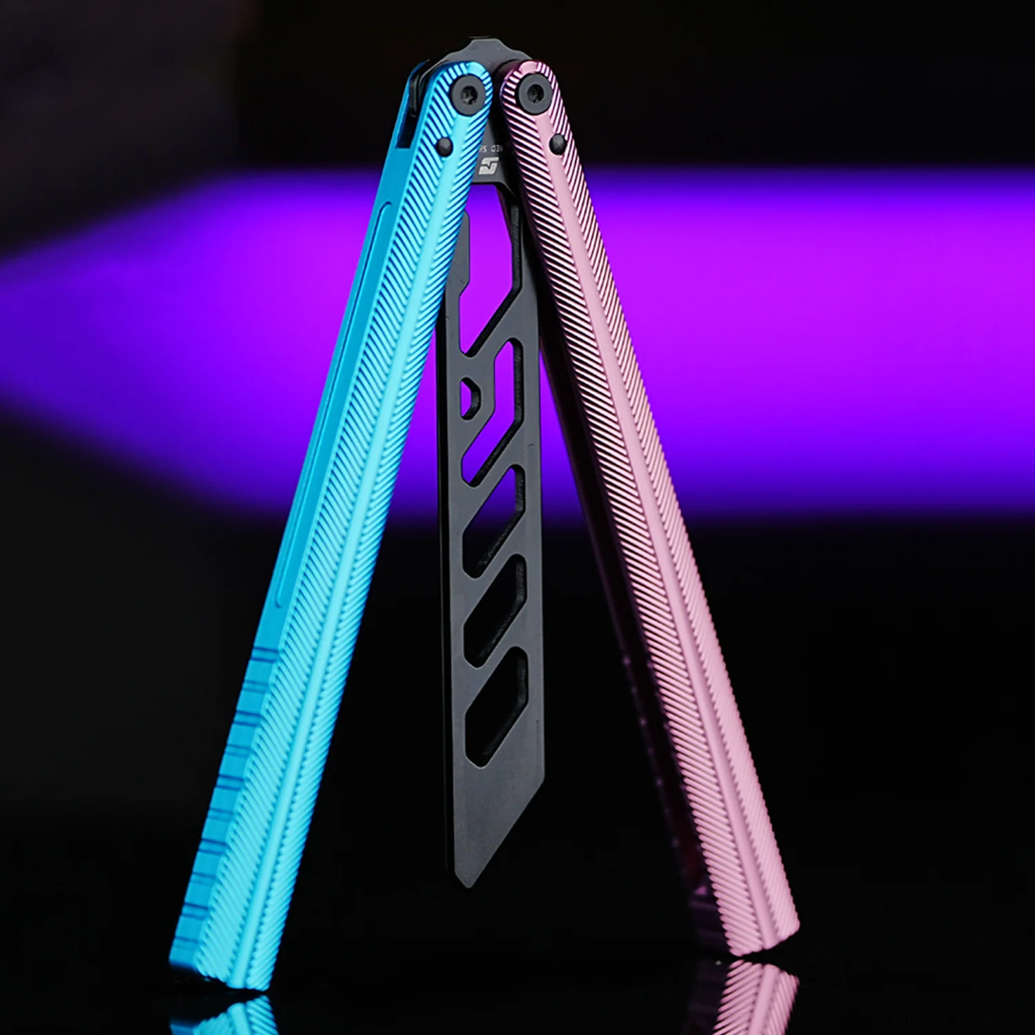 ARMED SHARK Pacific Balisong Clone - Image 12