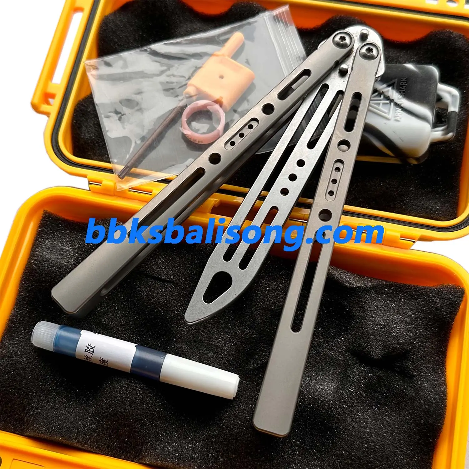 ARMED SHARK Sentinel Balisong Clone Titanium Handle - Image 4