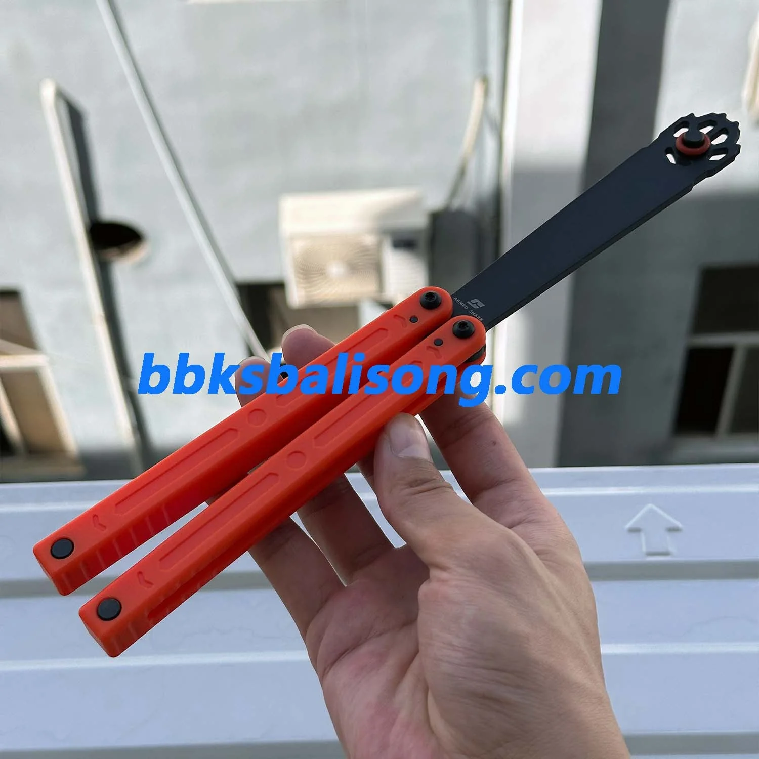 ARMED SHARK Squiddy-WH Balisong Trainer Clone CNC Acetal Material Bushings System - Image 9