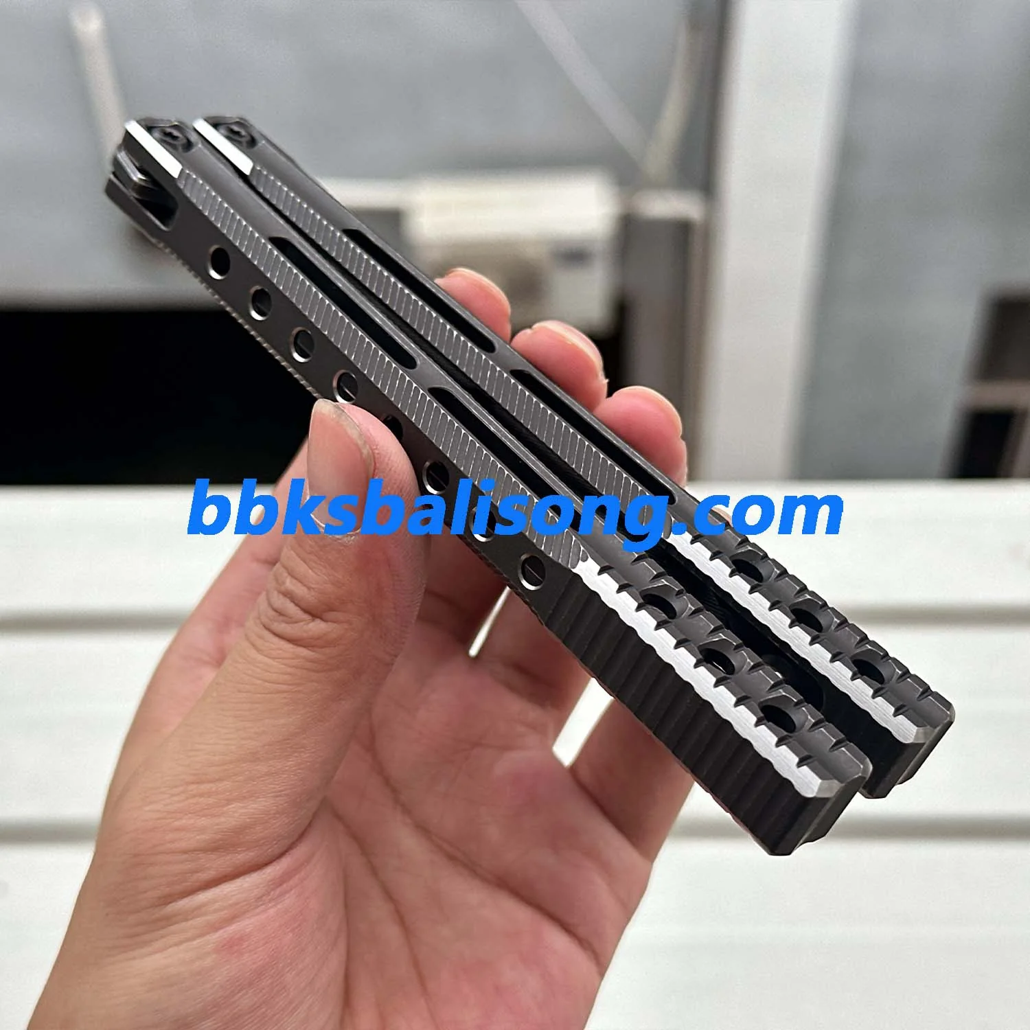 Baliplus Orca V1.5 Balisong Clone Titanium Handle Bushings System - Image 19