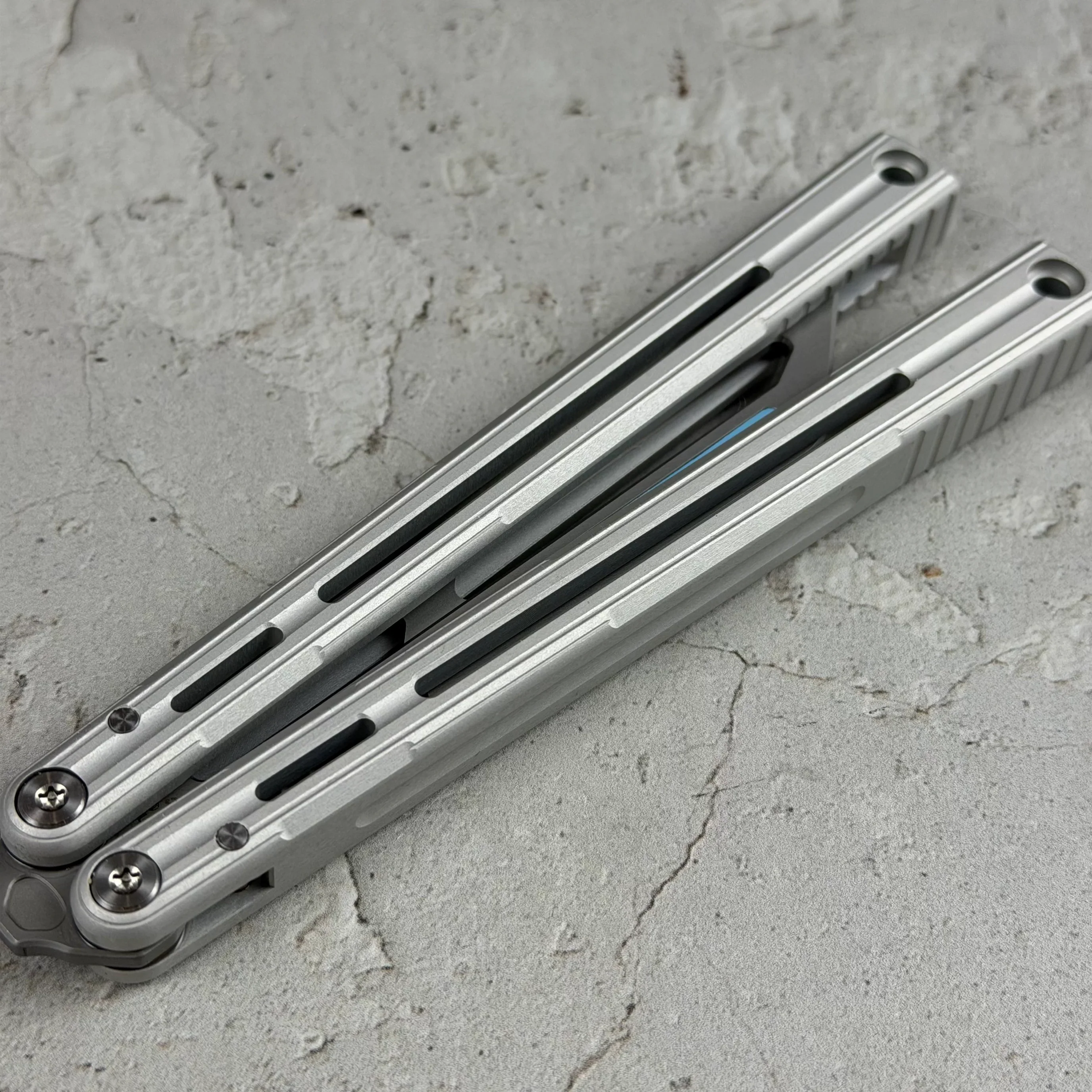 Banshu 8805 Original Balisong 7075 Aluminum - Image 4
