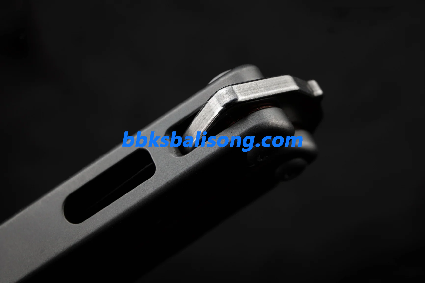 Maxace Apostle 2 Balisong M390 Steel Blade Channel Titanium Handles Pinless - Image 7
