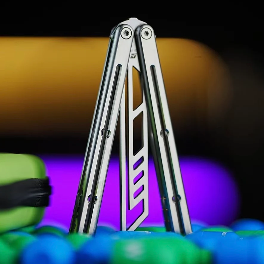 New ARMED SHARK Titanium Sandwich Kraken V3 Balisong Trainer Clone - Image 12