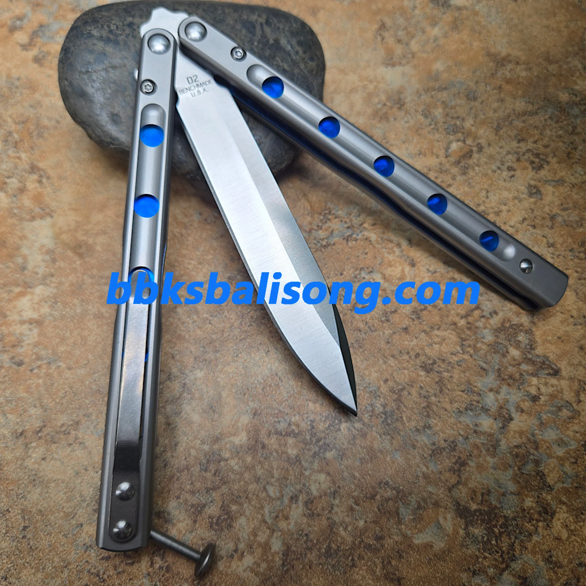 New Theone Titanium BM51 V6 Balisong Clone - Image 4