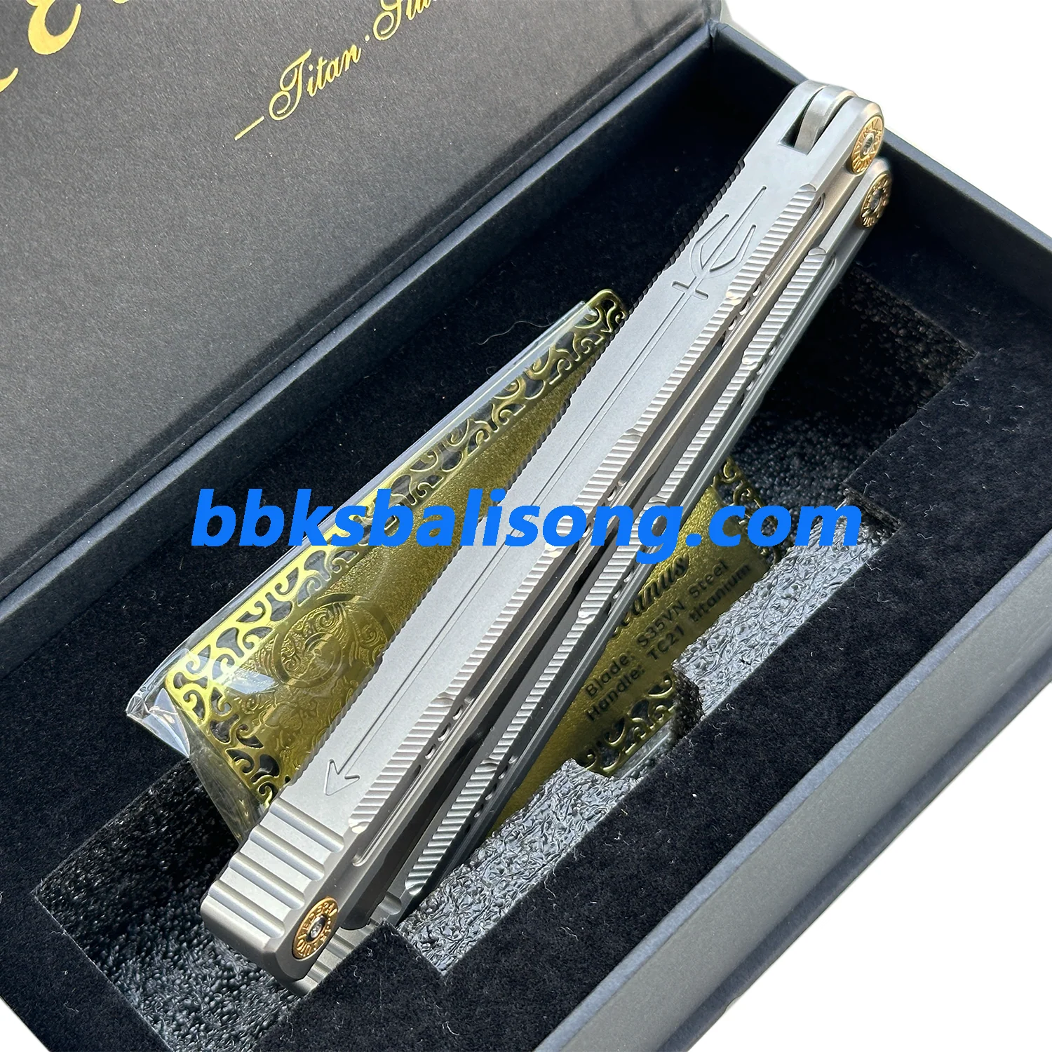 Titan Oceanus Original Balisong TC21 Titanium Handle S35VN Blade - Image 4