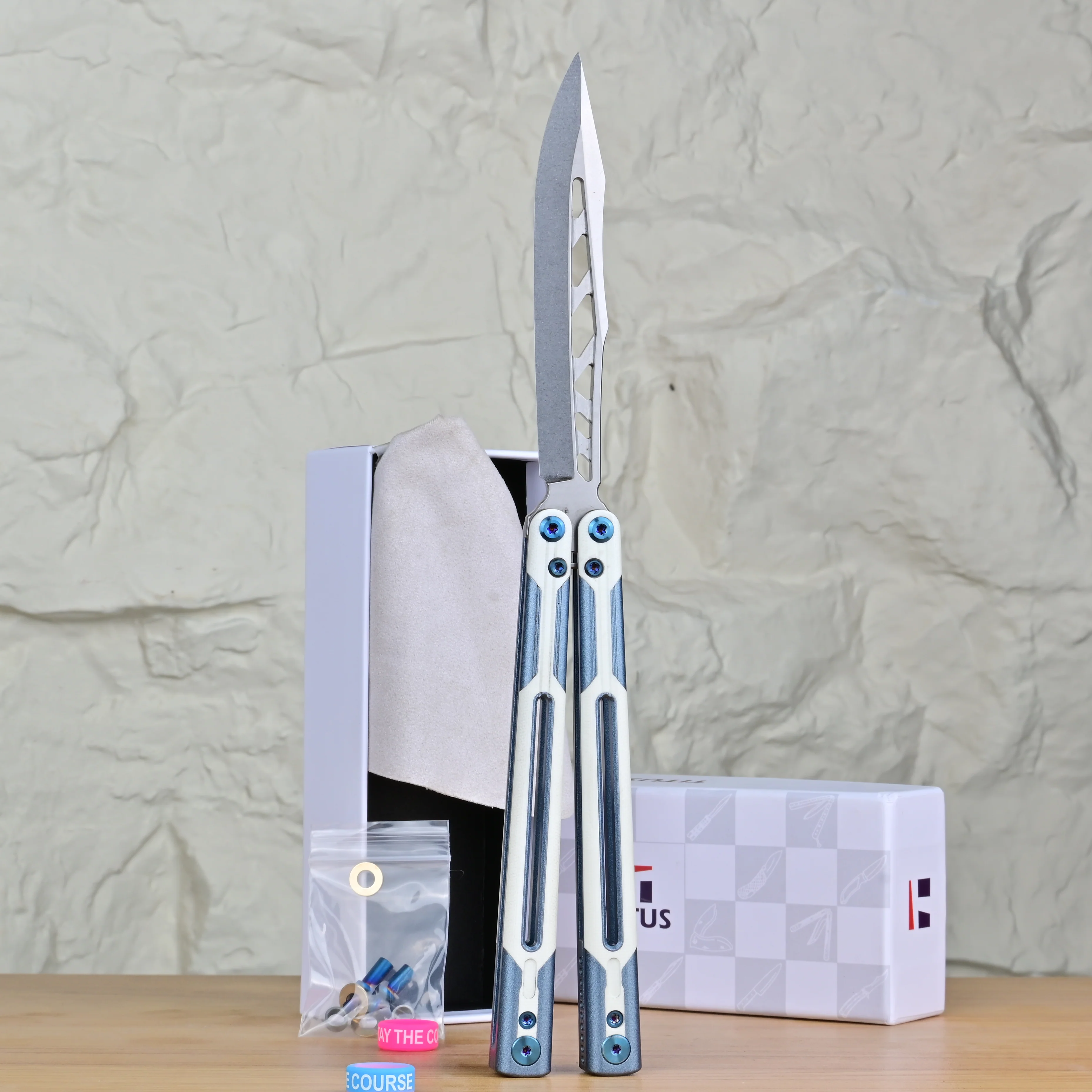 Titus Cygnus Balisong Clone G10+7075 Aluminum - Image 35