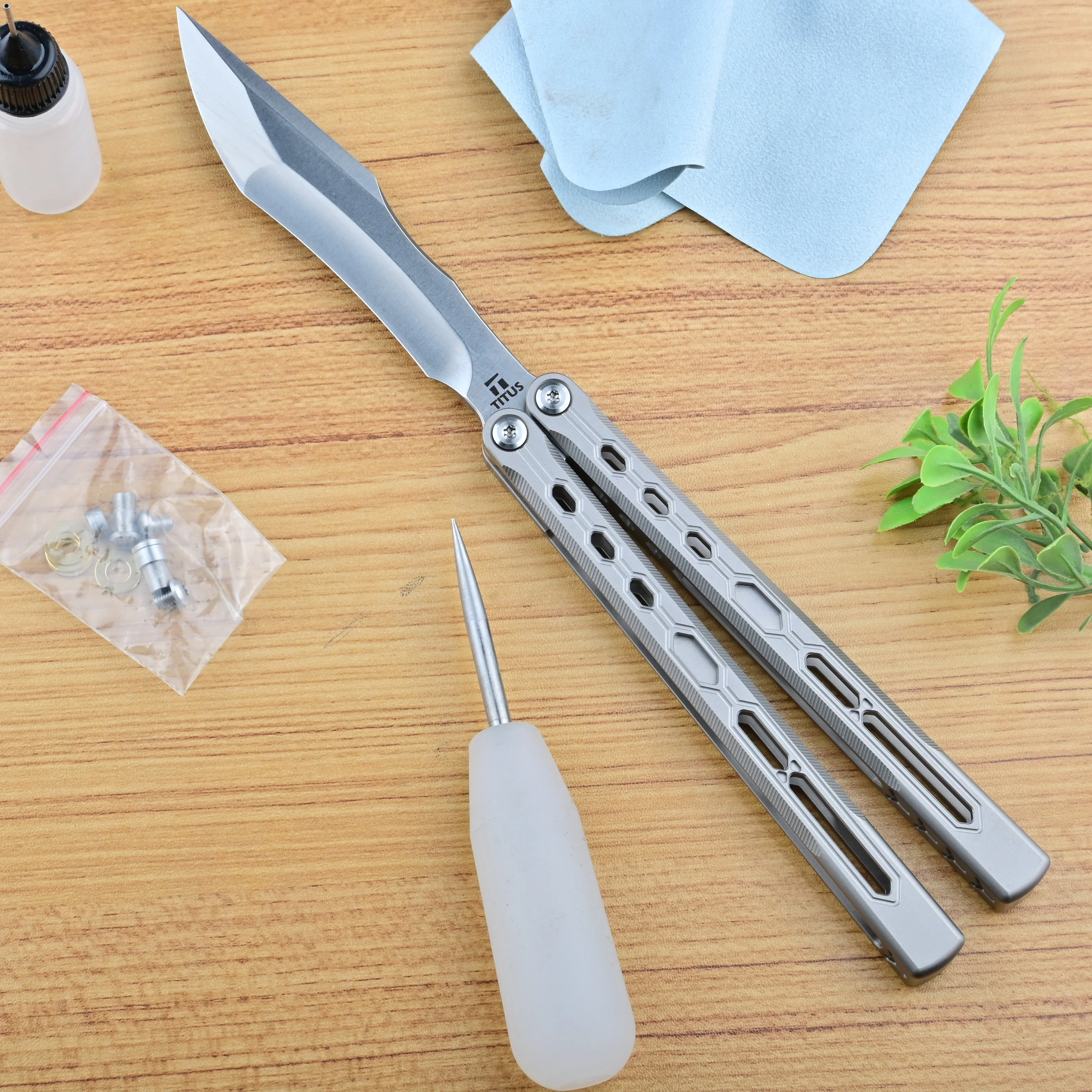 Titus Echo Original Balisong Titanium Handle - Image 6