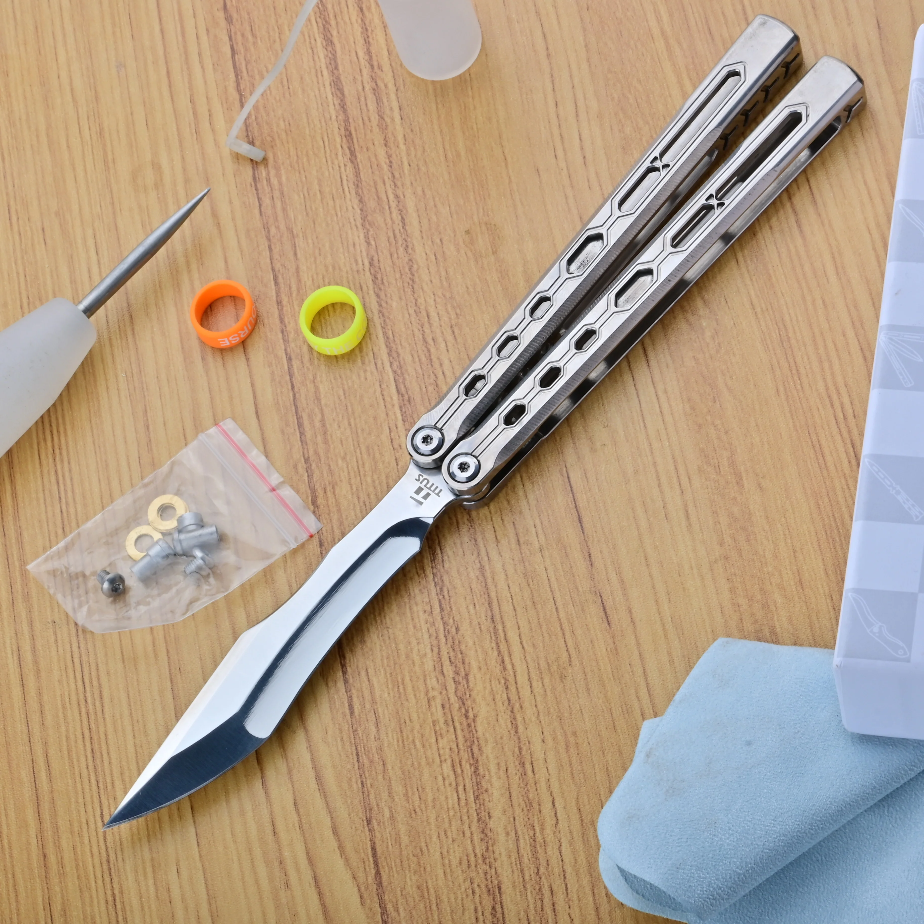 Titus Echo Original Balisong Titanium Handle - Image 7