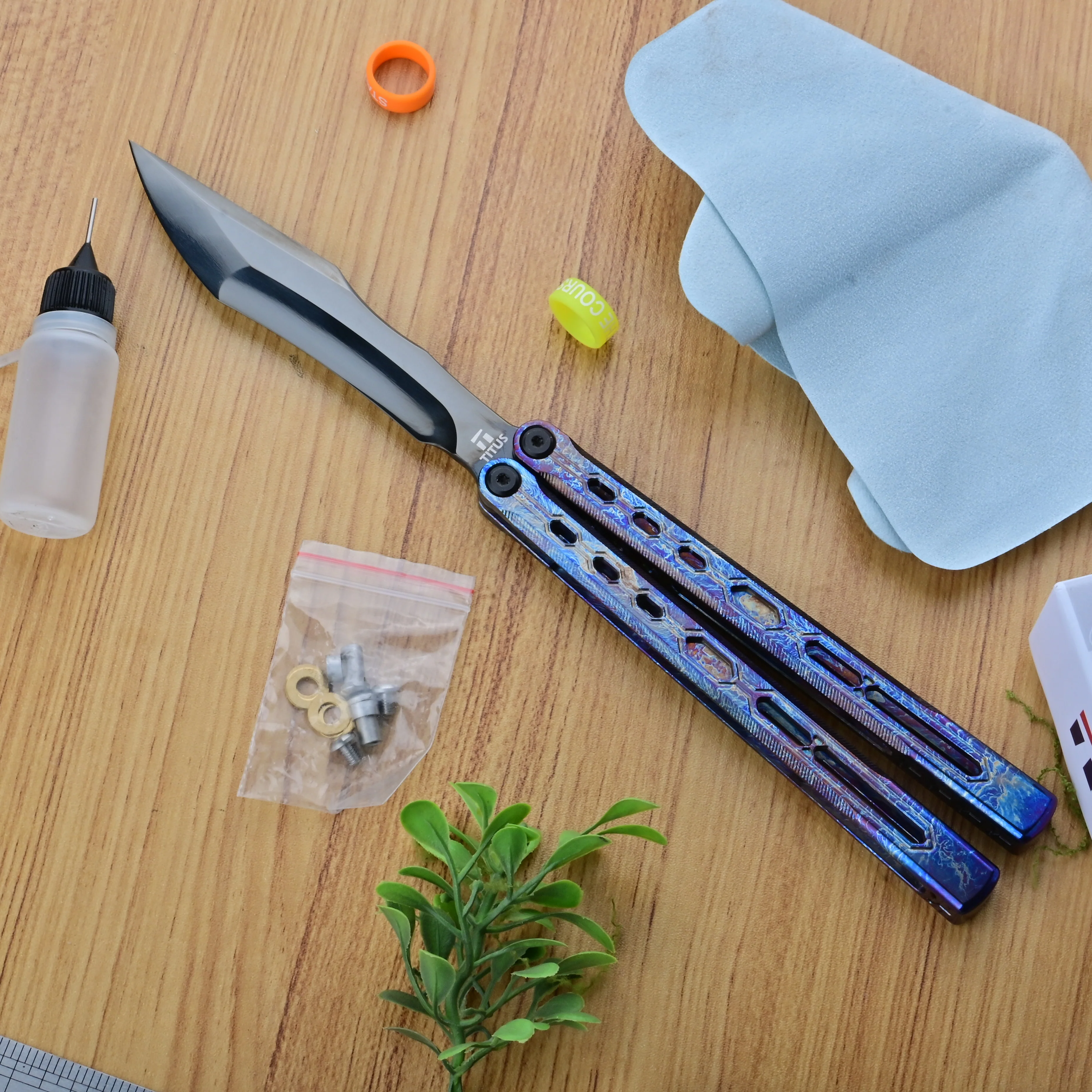 Titus Echo Original Balisong Titanium Handle - Image 8