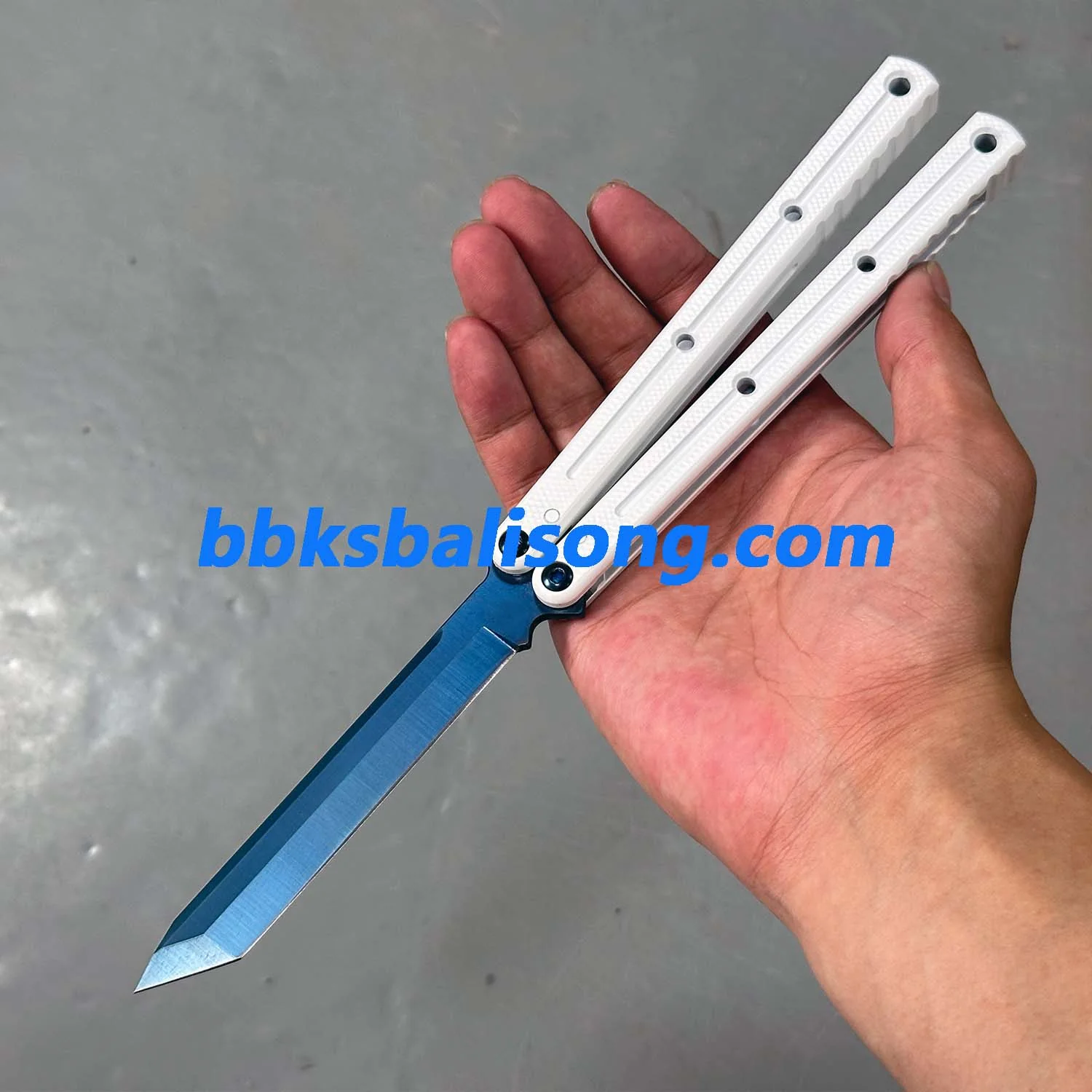 Titus Kraken V3 Balisong Clone Ceramic Coating Handle Sapphire Blade - Image 4