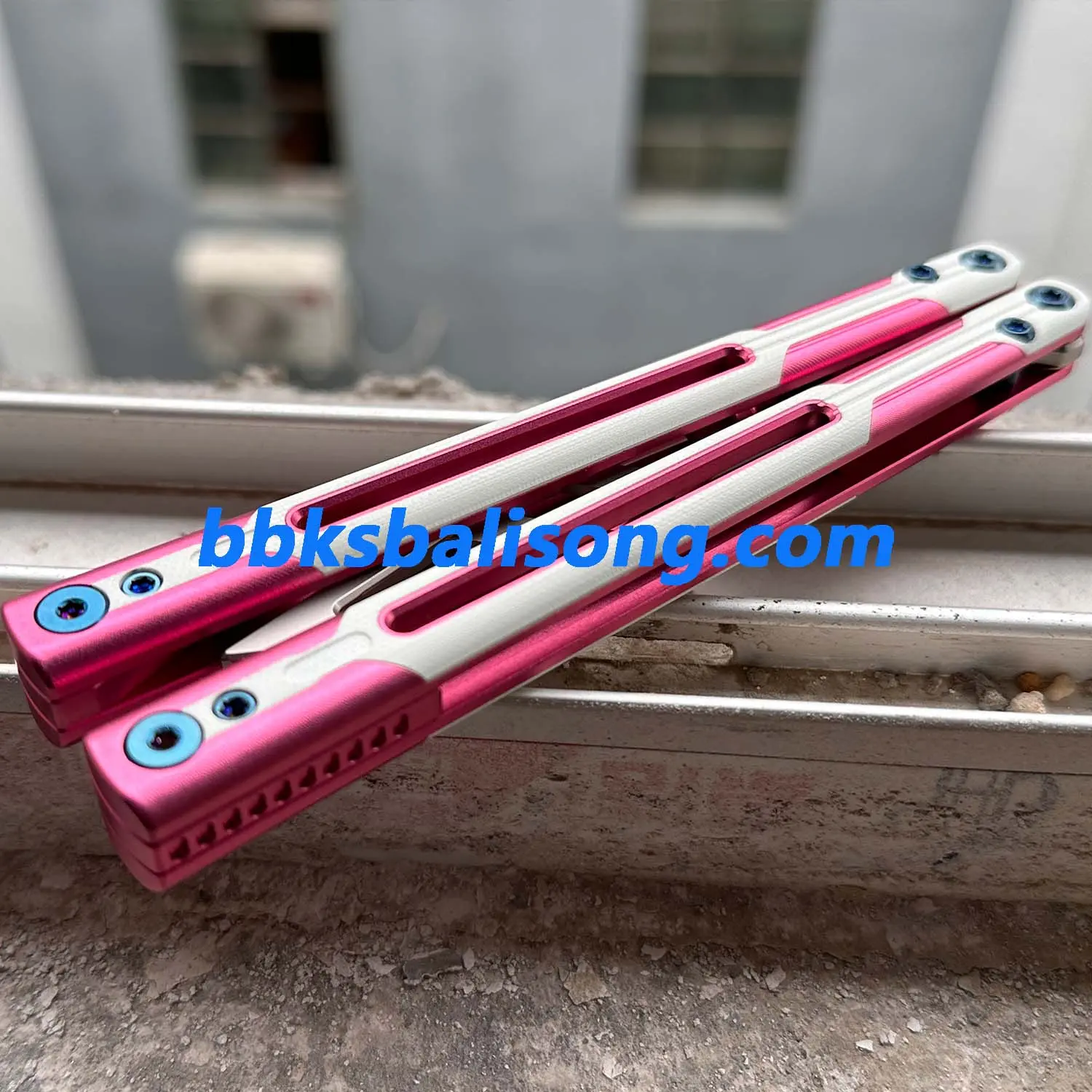 WZM Cygnus V2 Balisong Clone - Image 12