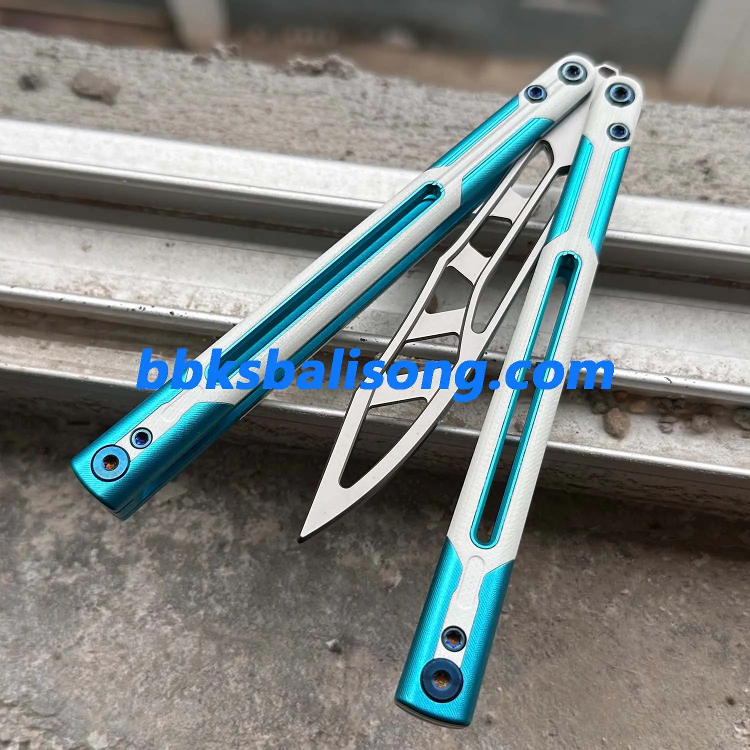 WZM Cygnus V2 Balisong Clone - Image 6