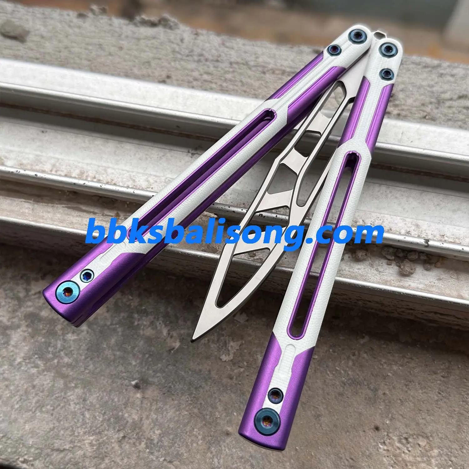 WZM Cygnus V2 Balisong Clone - Image 9